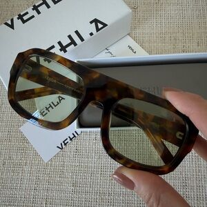 VEHLA Sunglasses